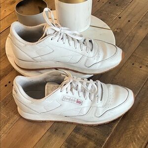 Reebok Men's White Leather Sneakers